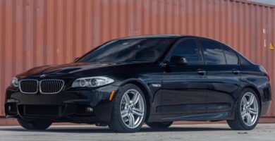 Descargar Manual de Propietario BMW 535i xDrive 2013 PDF gratis