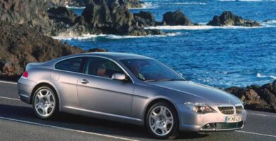 Descargar Manual de Propietario BMW 645Ci Coupe 2004 PDF gratis