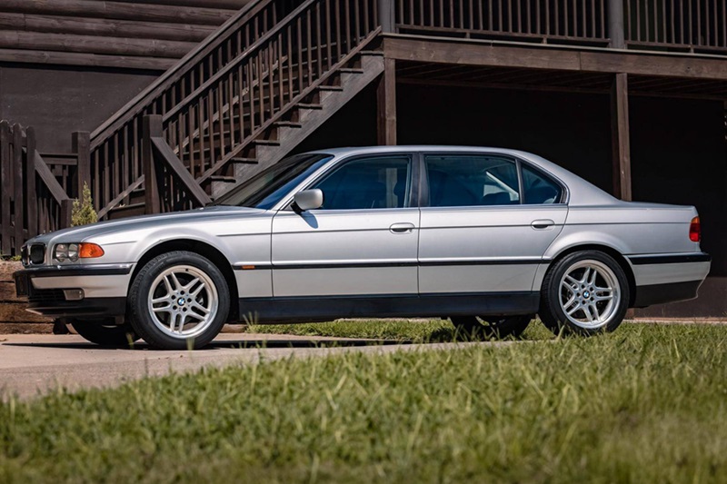 Descargar Manual de Propietario BMW 740iL 2000 PDF gratis