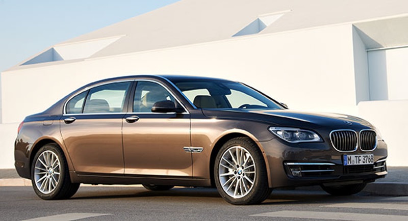 Descargar Manual de Propietario BMW 750i xDrive Sedan 2014 PDF gratis