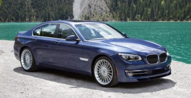 Descargar Manual de Propietario BMW ALPINA B7 SWB 2013 PDF gratis