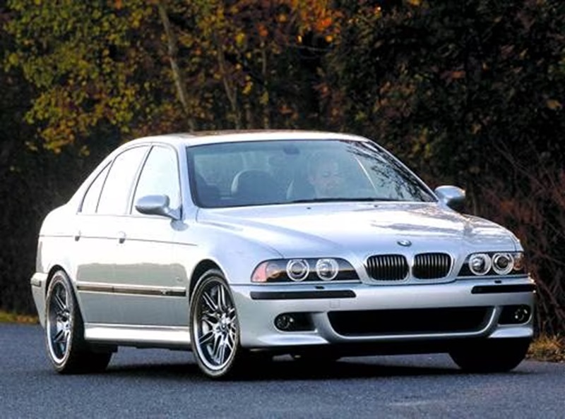 Descargar Manual de Propietario BMW M5 2002 PDF gratis