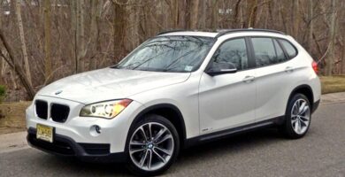 Descargar Manual de Propietario BMW X1 xDrive28i 2013 PDF gratis