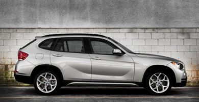 Descargar Manual de Propietario BMW X1 xDrive35i 2013 PDF gratis