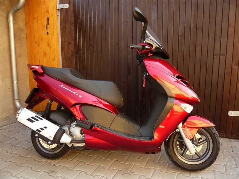 Descargar Manual de Taller Moto APRILIA Leonardo 250 2003 PDF Gratis