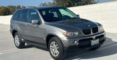 Descargar Manual de Propietario BMW X5 3.0i 2006 PDF gratis