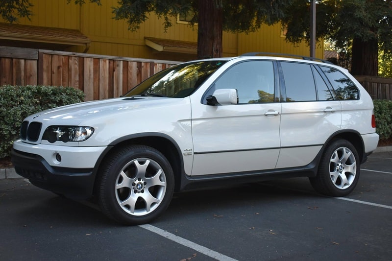 Descargar Manual de Propietario BMW X5 4.4i 2002 PDF gratis