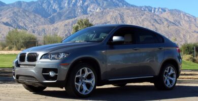 Descargar Manual de Propietario BMW X6 xDrive35i 2011 PDF gratis