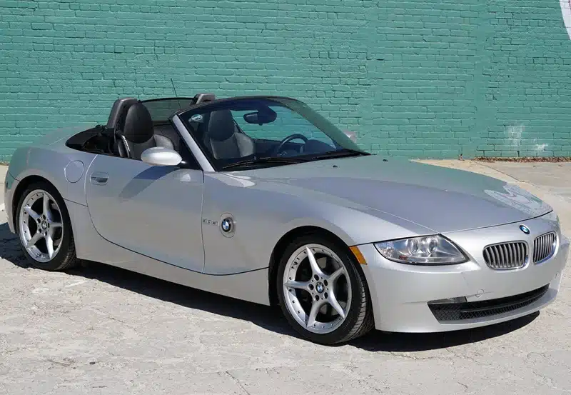 Descargar Manual de Propietario BMW Z4 3.0si Roadster 2006 PDF gratis