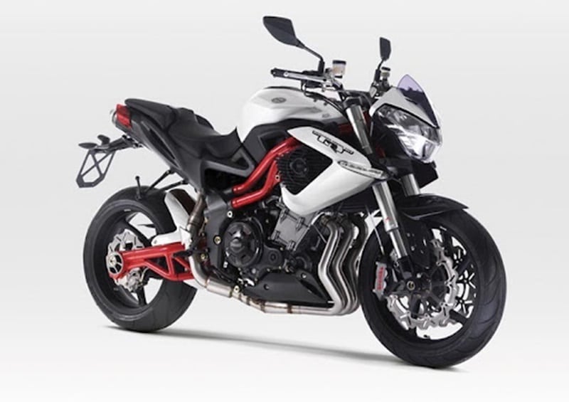 Descargar el Manual de Propietario Moto BENELLI Tornado Naked Tre 1130 PDF gratis