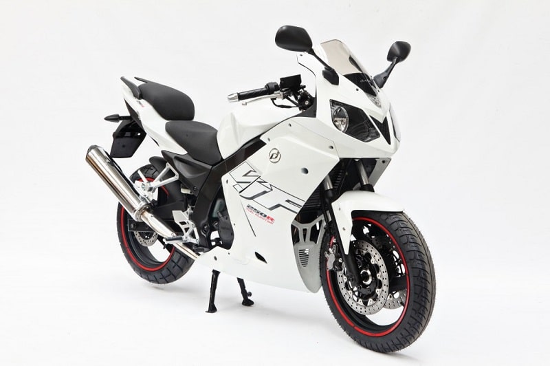 Descargar el Manual de Propietario Moto DAELIM Roadwin 250R Fi PDF gratis