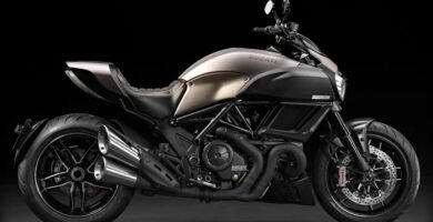 Descargar el Manual de Propietario Moto DUCATI Diavel Titanium PDF gratis