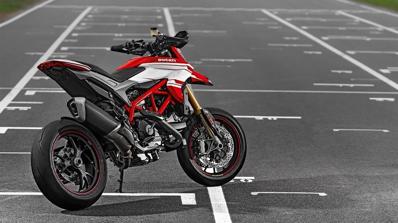 Descargar el Manual de Propietario Moto DUCATI Hypermotard 939 PDF gratis