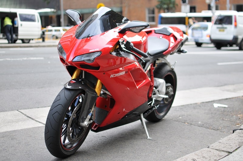 Download the DUCATI Superbike 1098 Motorcycle Owner's Manual PDF for free